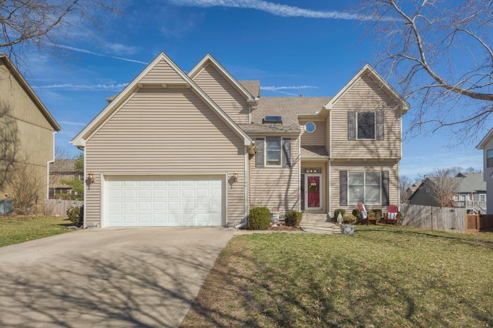 22706 W 51st St, Shawnee, KS 66226 - photo 1