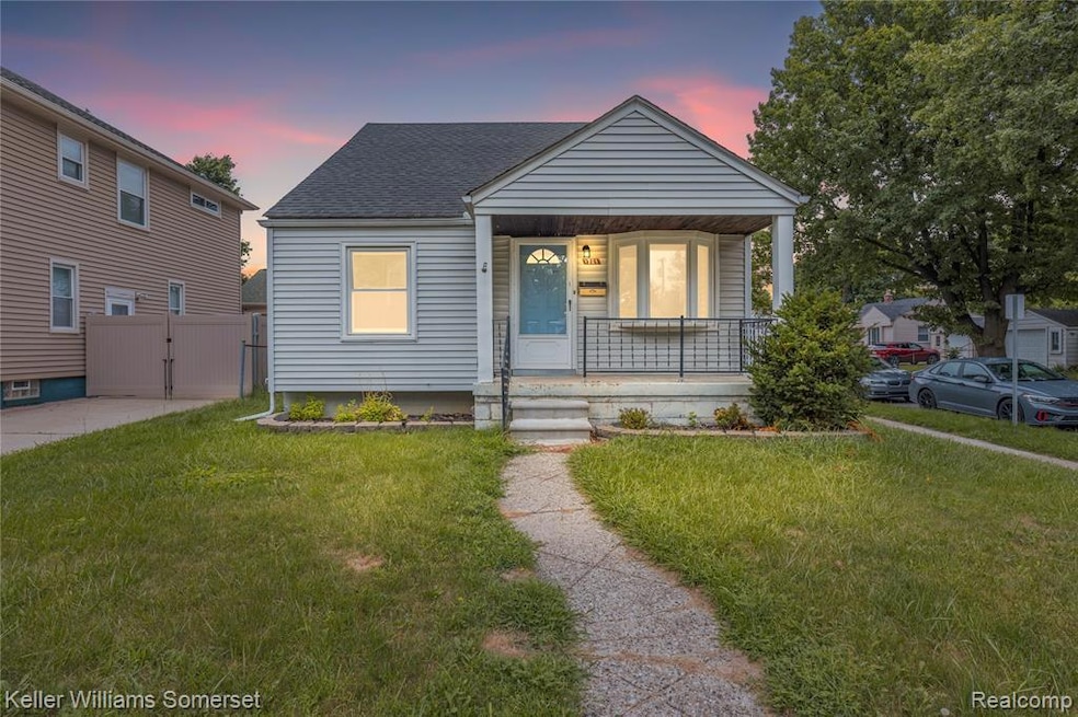 For Sale $294,900 • Co-Listing Agent