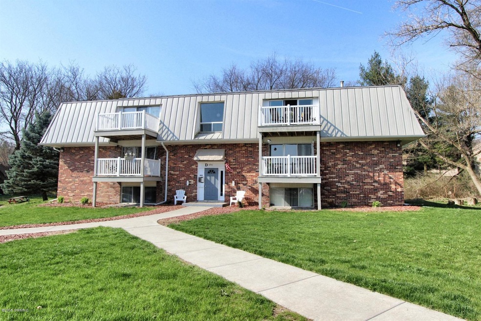 Cascade Condo 3.jpg