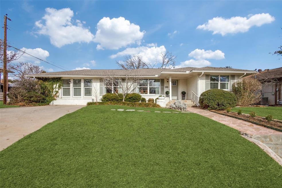 6626 Ridgemont Dr, Dallas, TX 75214 - photo 1