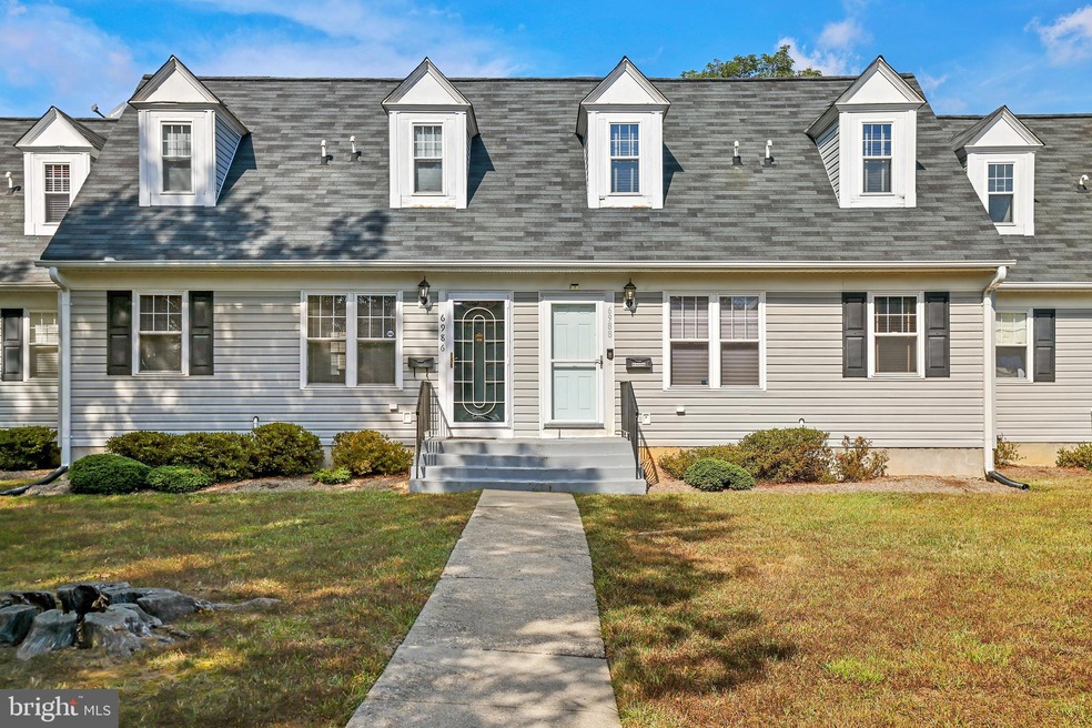6986 Hawthorne St, Hyattsville, MD 20785 - photo 1