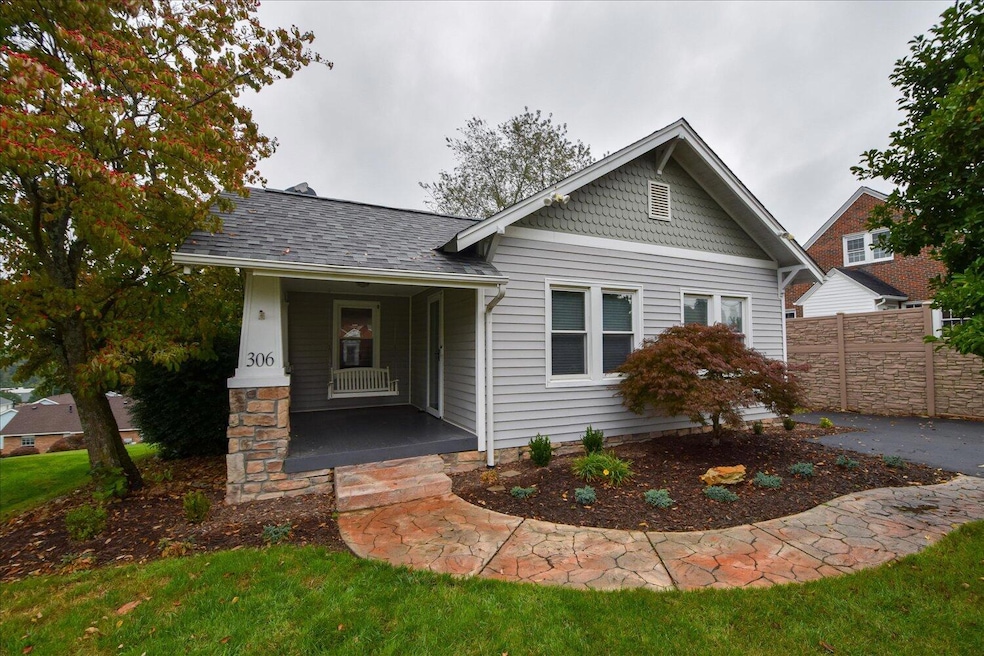 Pending $279,950 • Co-Listing Agent