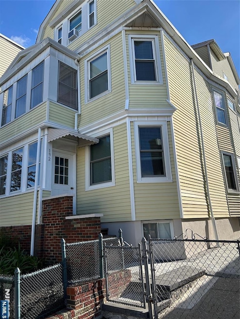 For Rent $2,300/month