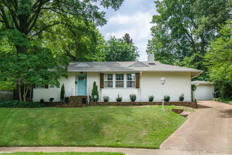 Nestled in the most charming double cove in Memphi