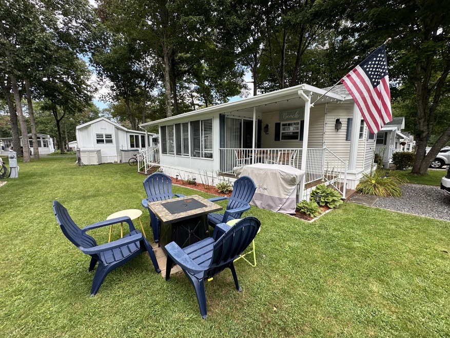 620 Post Rd unit 38, Wells, ME 04090 - photo 1