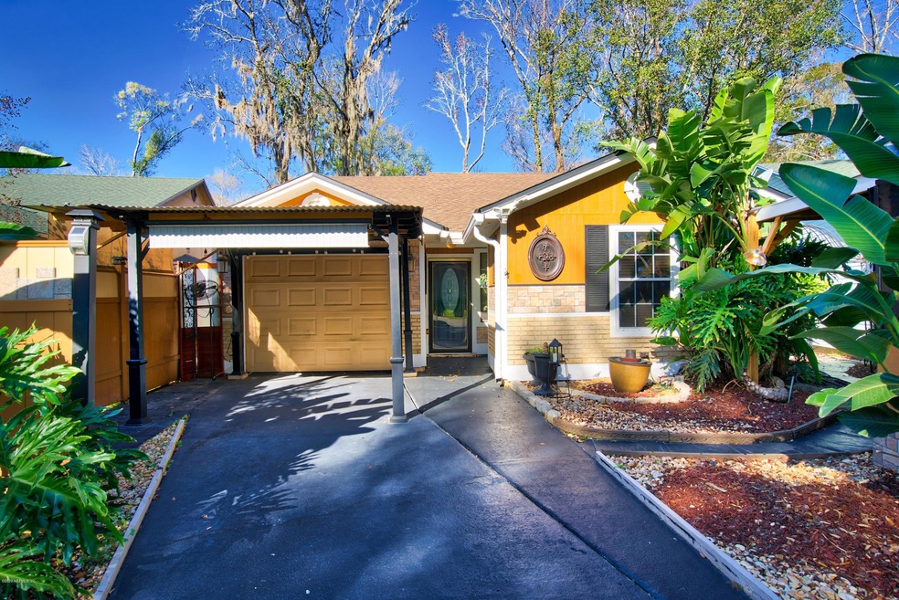 250 Aquarius Cir W, Jacksonville, FL 32216 - photo 1