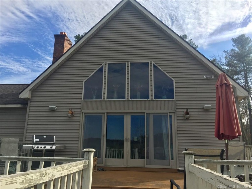 574 Five Mile River Rd, Putnam, CT 06260 - photo 1