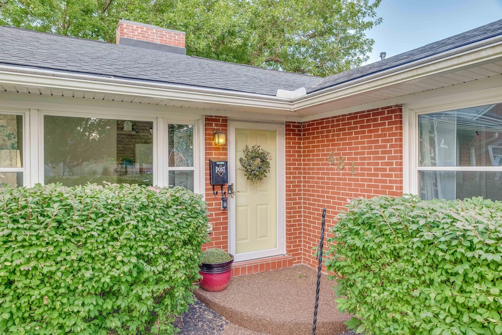 481 Lamont Dr, Lexington, KY 40503 - photo 1