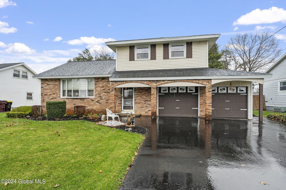 1-web-or-mls-26-old-fort-ave