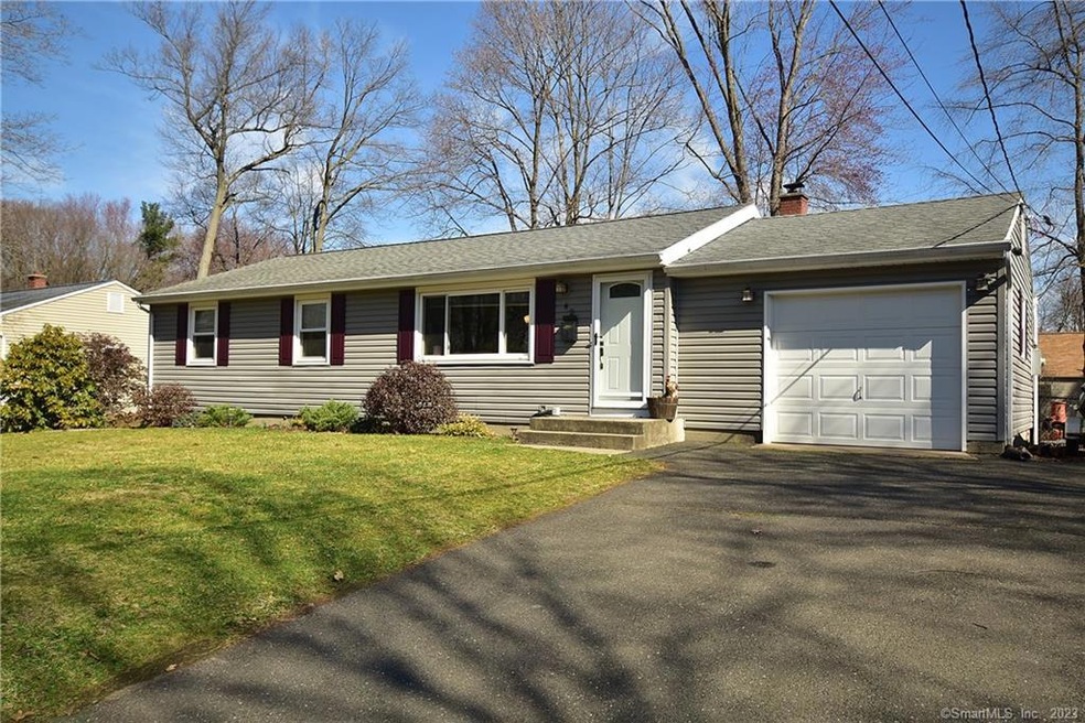 42 Post Rd, Enfield, CT 06082 - photo 1