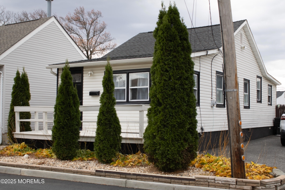 814 5th St, Union Beach, NJ 07735 - photo 1