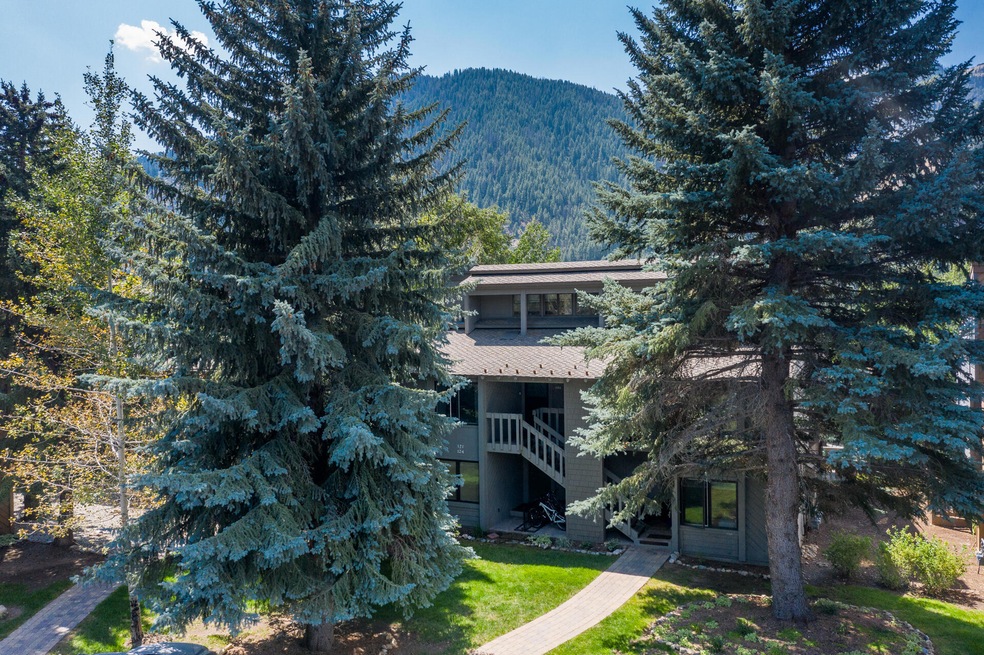 340 W River Street #124
