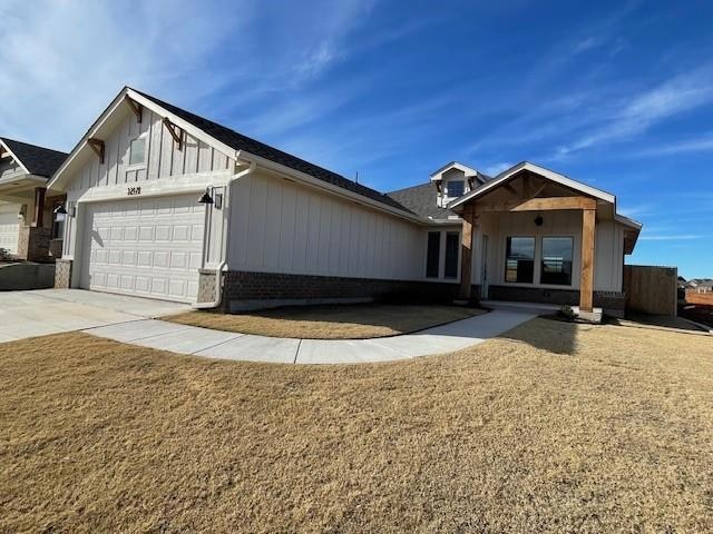 3217 Mount Nebo Dr, Yukon, OK 73099 - photo 1