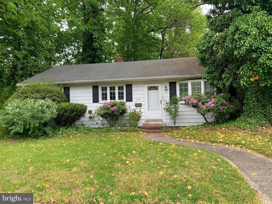 409 Lake Blvd, Lindenwold, NJ 08021 - photo 1