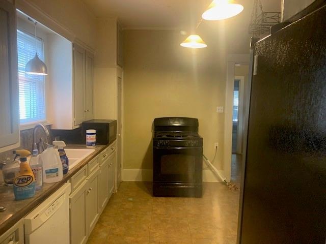 1216 S Lindsay St, Gainesville, TX 76240 - photo 1