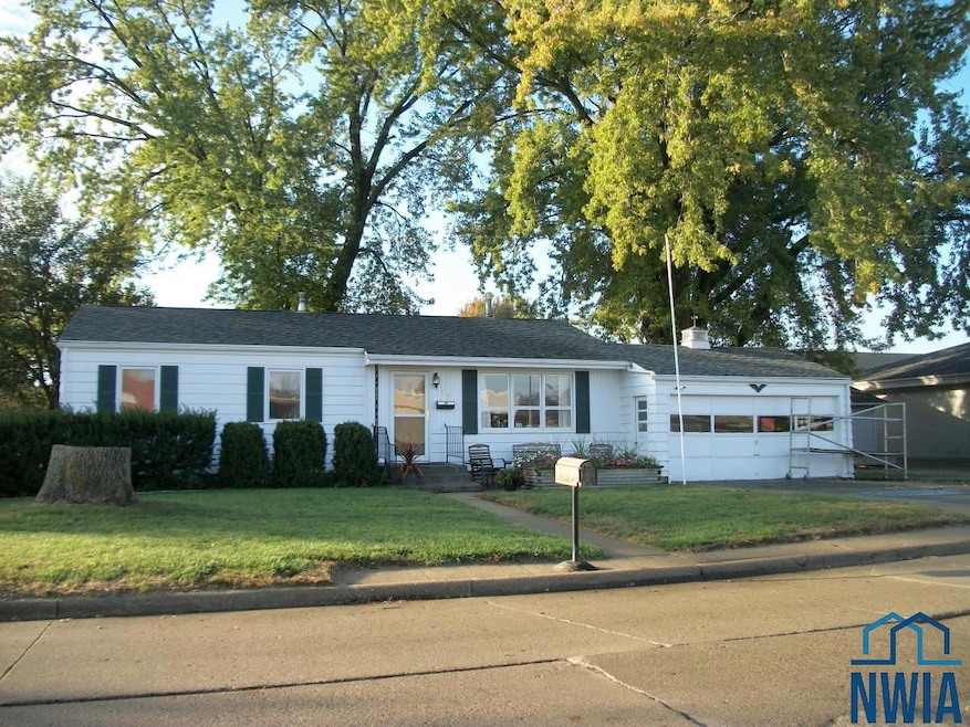 119 E Ridgeview Dr, Cherokee, IA 51012 - photo 1