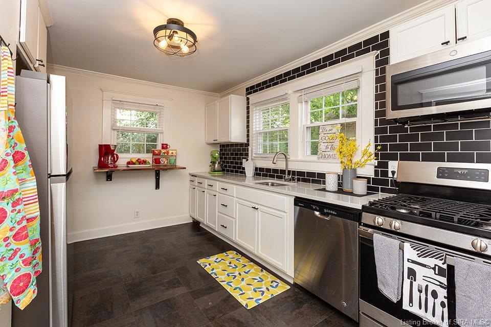 116 W Cottom Ave, New Albany, IN 47150 - photo 1