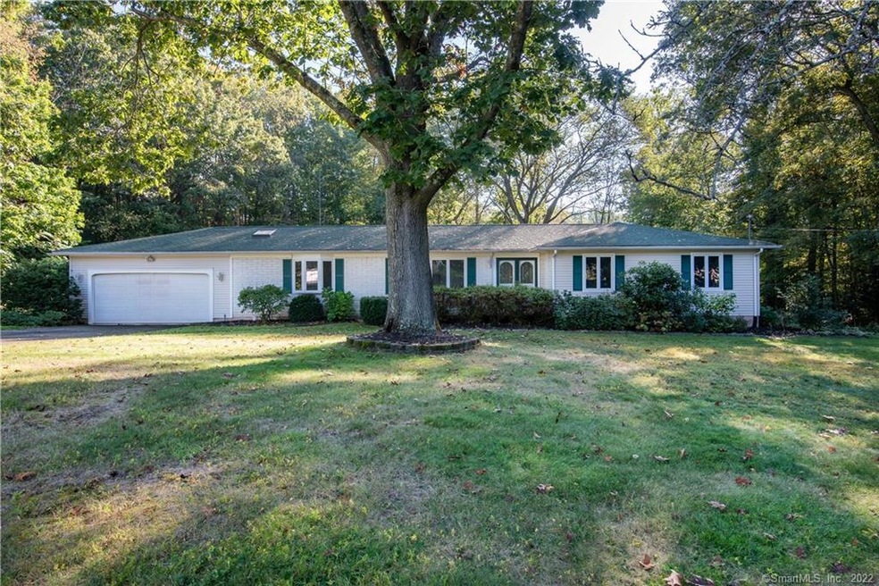 Welcome to 141 Deepwood Lane !