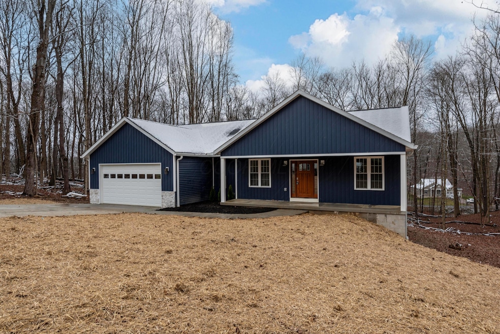 784 Crestrose Cir 001a