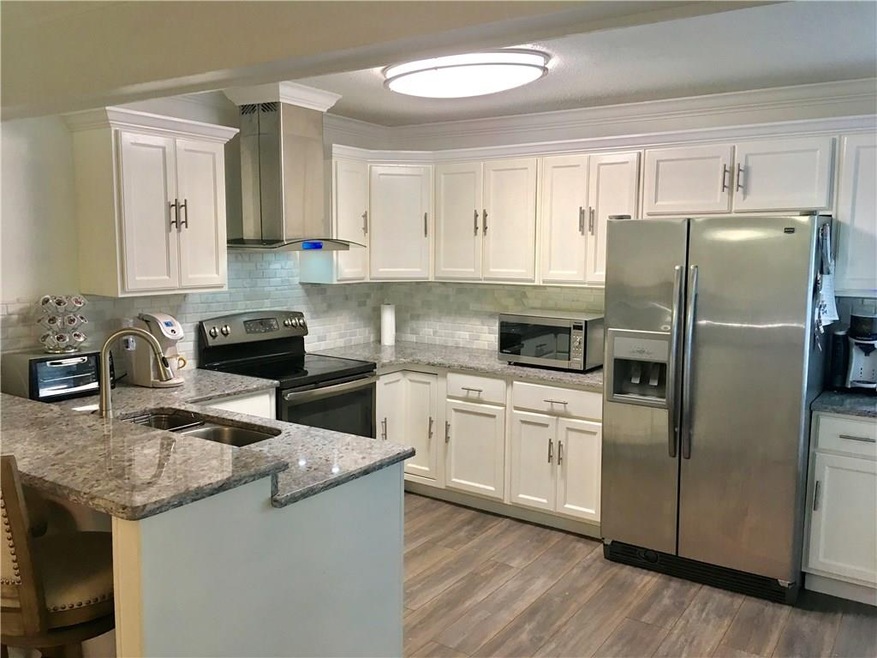 Fabulous Gourmet Kitchen!