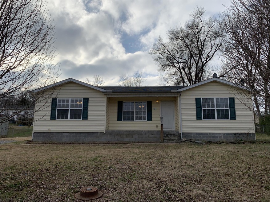 137 Tanner Cir, Shelbyville, TN 37160 - photo 1