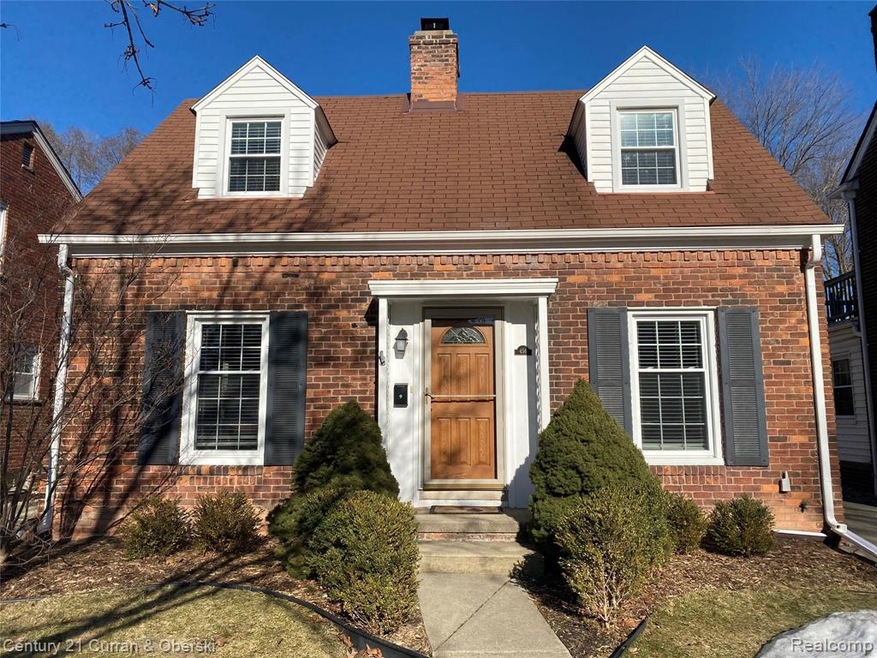 456 Moran ~ Grosse Pointe Farms!