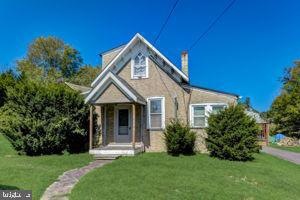 1146 Main St, Linfield, PA 19468 - photo 1