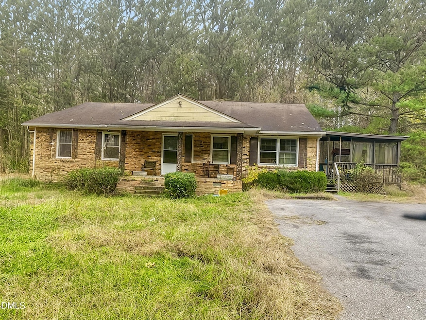 142 Kings Rd, Henderson, NC 27537 - photo 1