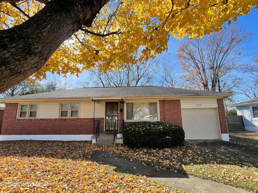 2006 Patricia Dr, Louisville, KY 40272 - photo 1