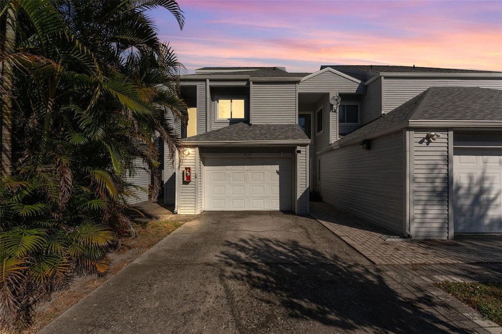 For Sale $325,000 • Co-Listing Agent