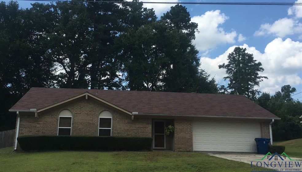 1610 Leach St, Kilgore, TX 75662 - photo 1