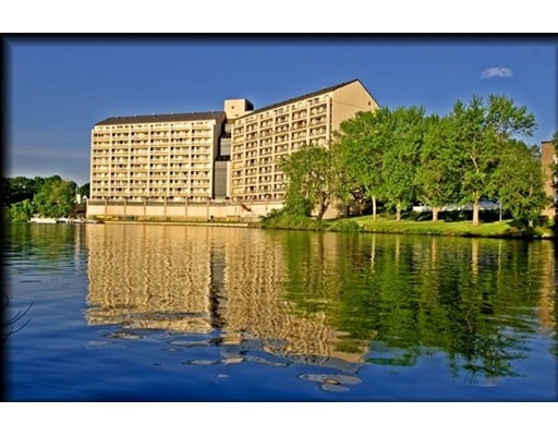 The Lakeshore Condominiums unit 218, Worcester, MA 01604 - photo 1
