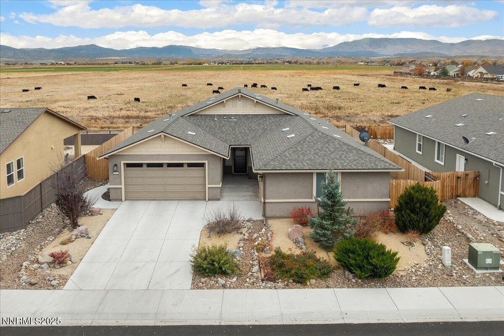 1543 Snaffle Bit Dr, Gardnerville, NV 89410 - photo 1