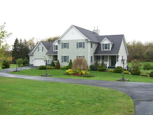 46 St Andrews Rd unit 1, Walden, NY 12586 - photo 1
