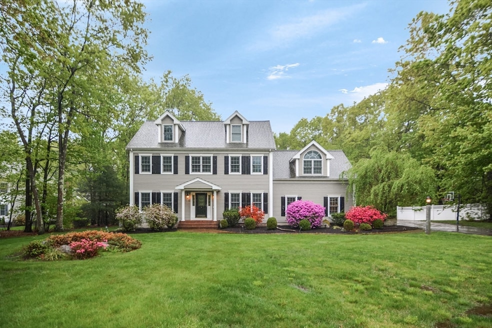 17 Stable Way, Medway, MA 02053 - photo 1