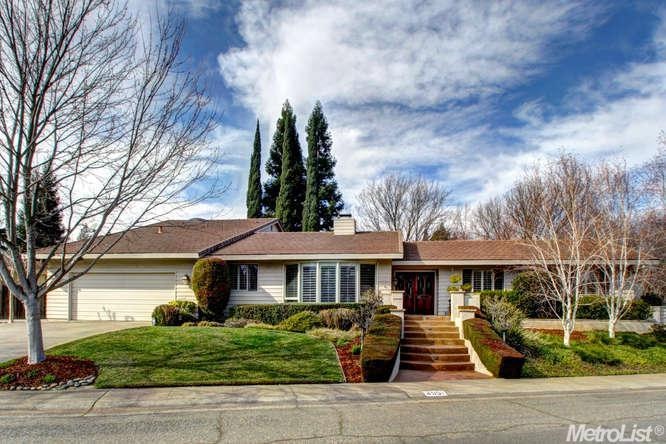 last house on Kipling before it hits Keane Drive, 