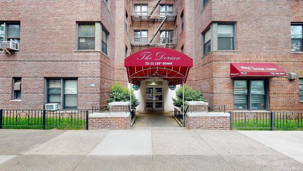 72-11 110th St unit 2E, Forest Hills, NY 11375 - photo 1