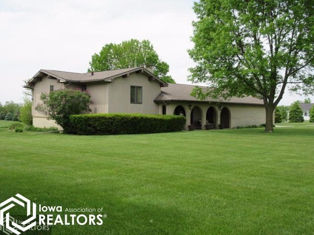 2855 Highway S74 S, Newton, IA 50208 - photo 1