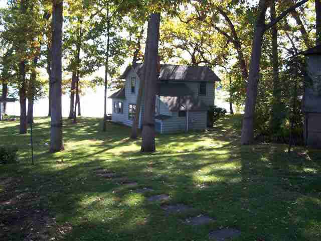 6910 W South Lake Gage Dr, Angola, IN 46703 - photo 1