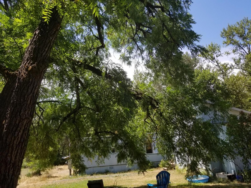 345 Earhart Rd, Rogue River, OR 97537 - photo 1