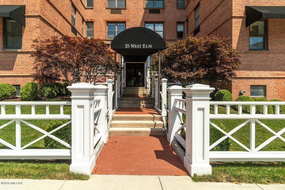 25 W. Elm St., Unit 54 02