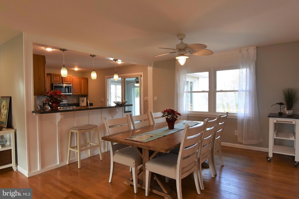 8405 Echo Dr, Pasadena, MD 21122 - photo 1