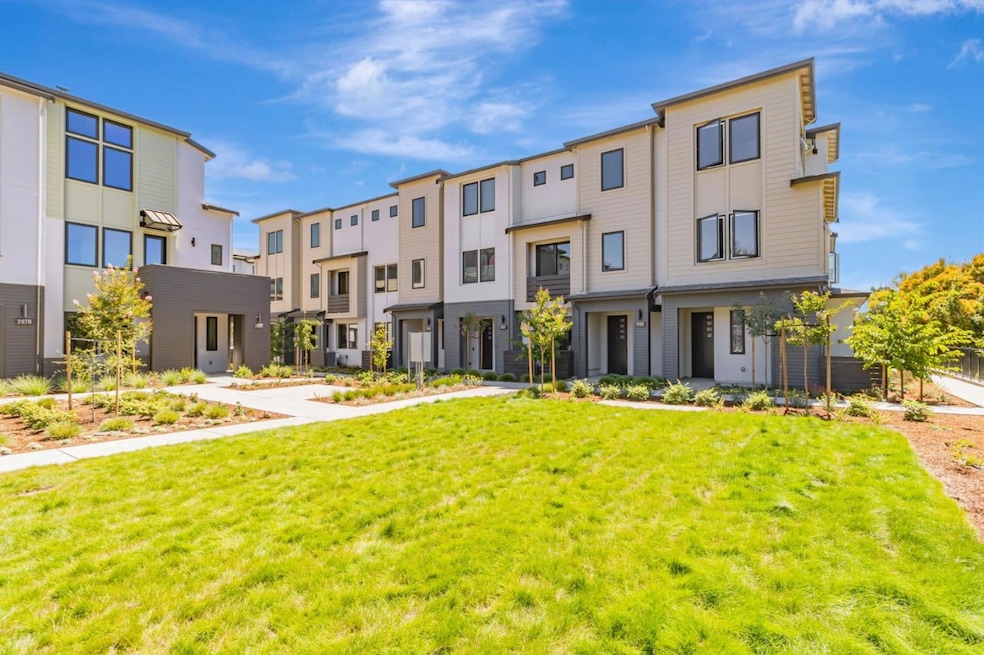 1125 Esther Ct, Palo Alto, CA 94303 - photo 1