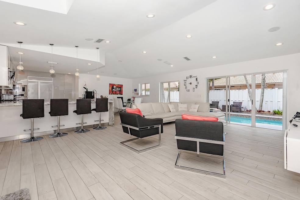 16931 SW 5th Ct, Weston, FL 33326 - photo 1