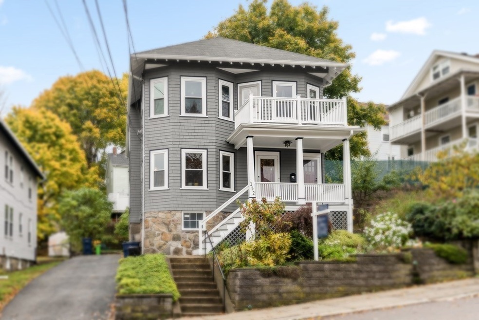 152 Kittredge St unit 1, Roslindale, MA 02131 - photo 1