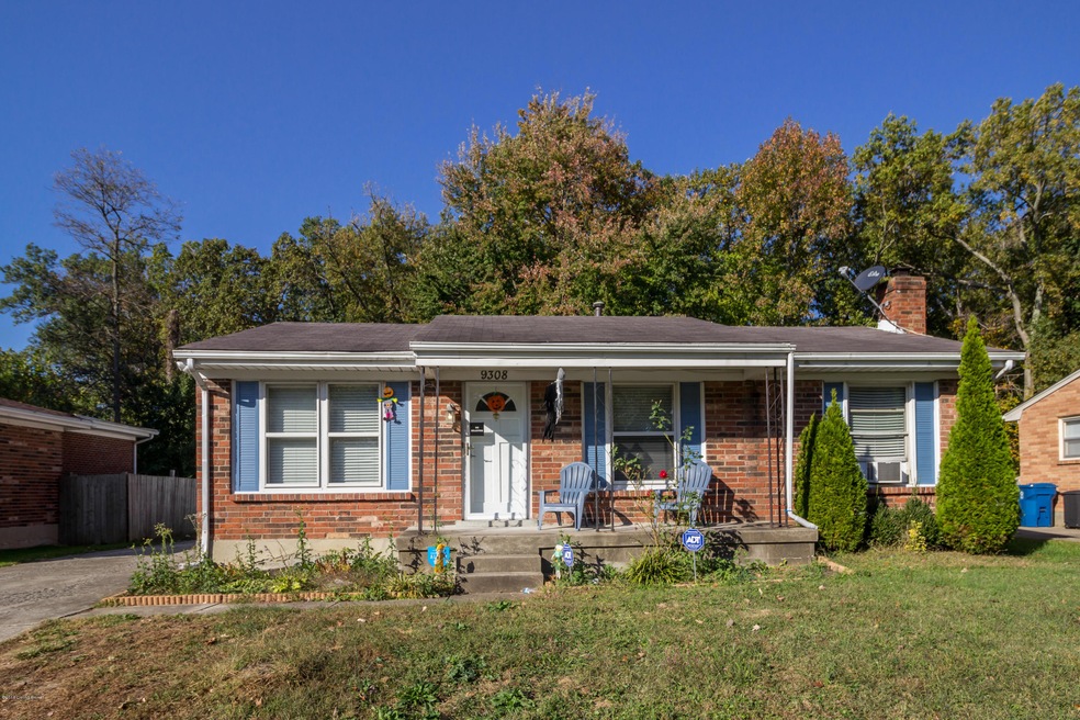 9308 Pagoda Dr, Louisville, KY 40229 - photo 1