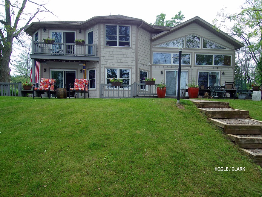 487 W 15 Mile Rd, Bitely, MI 49309 - photo 1