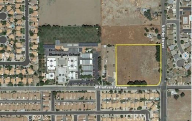 907 N Kirby St, Hemet, CA 92545 - photo 1