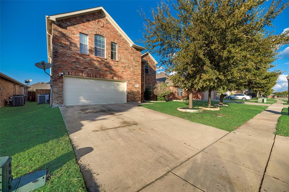 891 Bowie Dr, Lavon, TX 75166 - photo 1