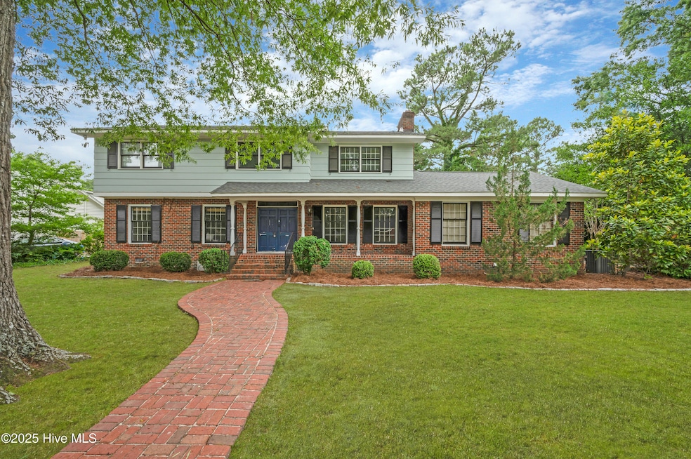 102 Lord Ashley Drive-3